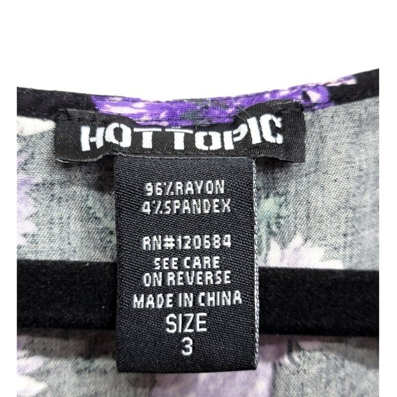 Hot Topic 3 Plus Size Purple Flowers & Skulls Dress 3X 22 24 - Picture 8 of 9